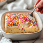 No-Bake Banana Split Cake: A Delicious Dessert for Every Occasion